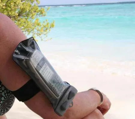 Водозащищенный чехол с креплением на руку Aquapac 210