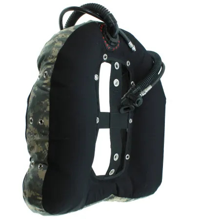 Крыло Amphibian Gear Camo с двумя инфляторами для спарки 50 Lb Крыло Amphibian Gear Camo с двумя инфляторами для спарки 50 Lb