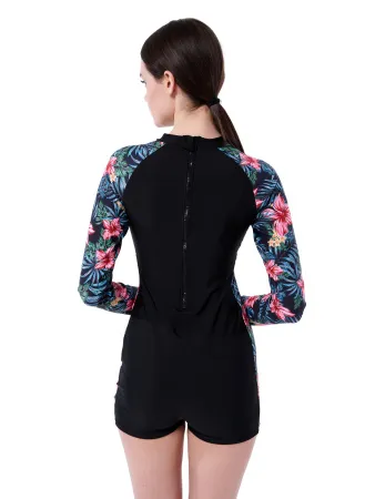 Костюм женский короткий из лайкры Red Flower