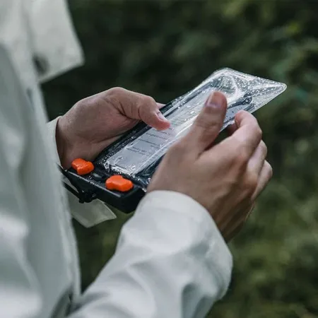 Водонепроницаемый чехол Aquapac Waterproof Phone Case