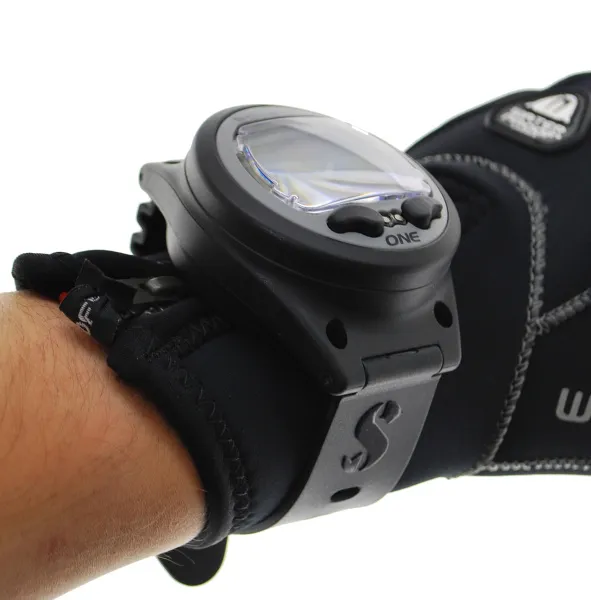 Компьютер Scubapro One Matrix