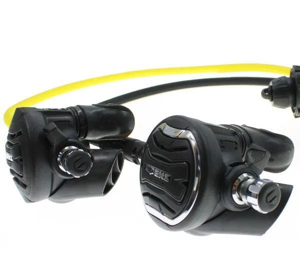 Регулятор Apeks XTX 200 + XTX 50 Stage3 Din комплект Регулятор Apeks XTX 200 + XTX 50 Stage3 Din комплект