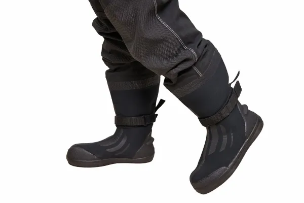 Сухой гидрокостюм женский FrogLady Hybrid 