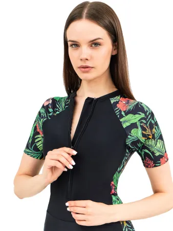 Костюм женский короткий из лайкры Green Flower