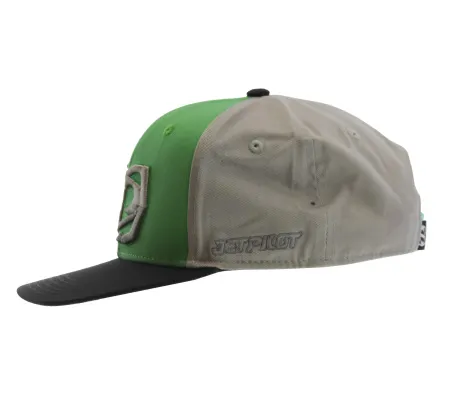 Бейсболка Icon