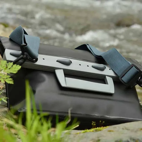 Водонепроницаемая сумка на плечо Aquapac 748 Black Seti Case