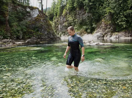 Гидрокостюм женский Bare Elate Shorty 2 мм