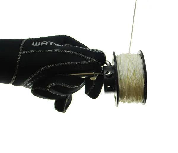 Шпуля TDE Plus с карабином и линем 40 метров