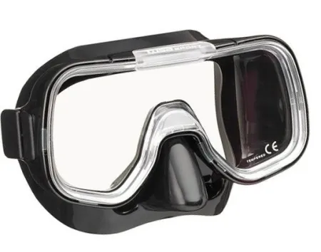 Комплект детский маска-трубка с сумкой Tusa UCR-2022