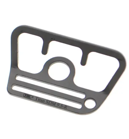 Пластина гнутая титановая TDE 9.5 правая Пластина гнутая титановая TDE 9.5 правая