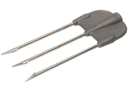 Наконечник Salvimar Jet трехзубый сталь Mustad