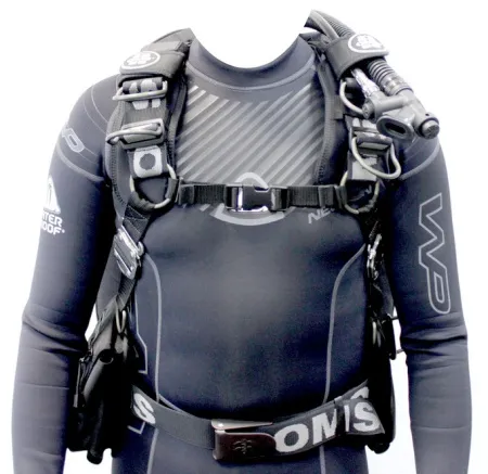 Компенсатор OMS Comfort Harness III Black с алюминиевой спинкой и крылом 32 Lb
