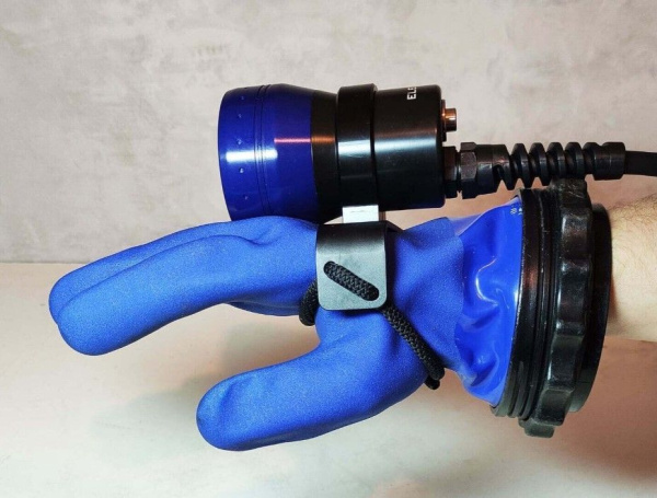 Канистровый фонарь Dive Electronics S-2600 Люмен