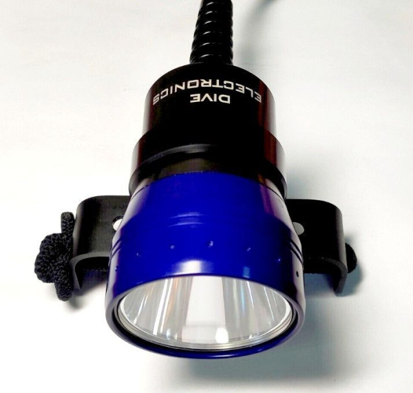 Канистровый фонарь Dive Electronics L-2400 Люмен с прямым выходом