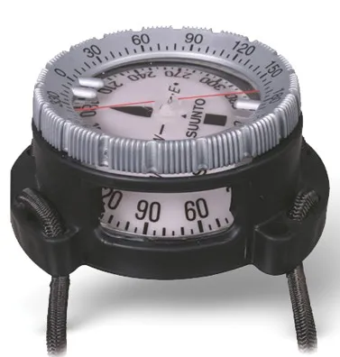 Компас Suunto SK-8 с креплением на шнуре Компас Suunto SK-8 с креплением на шнуре